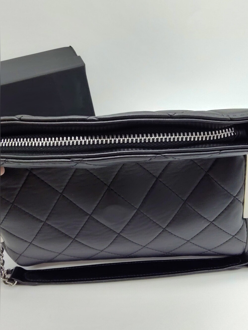 CHANEL Makeup Promotional GifQuilted Fold Over Pouch Black Silver Chain STUNNING - Picture 5 of 13